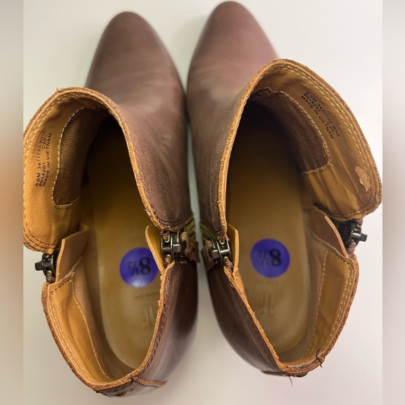 Frye Judith Double Zip Leather Ankle Boots Size 8.5 in Wheat - Picture 12 of 16